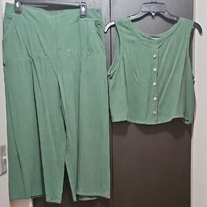Green Sleeveless Top and Capris W/pockets Set